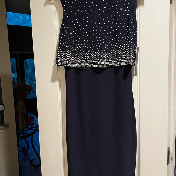 Joseph Ribkoff dress, size 2 - Picture 4 of 8